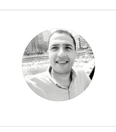 الموظف 1